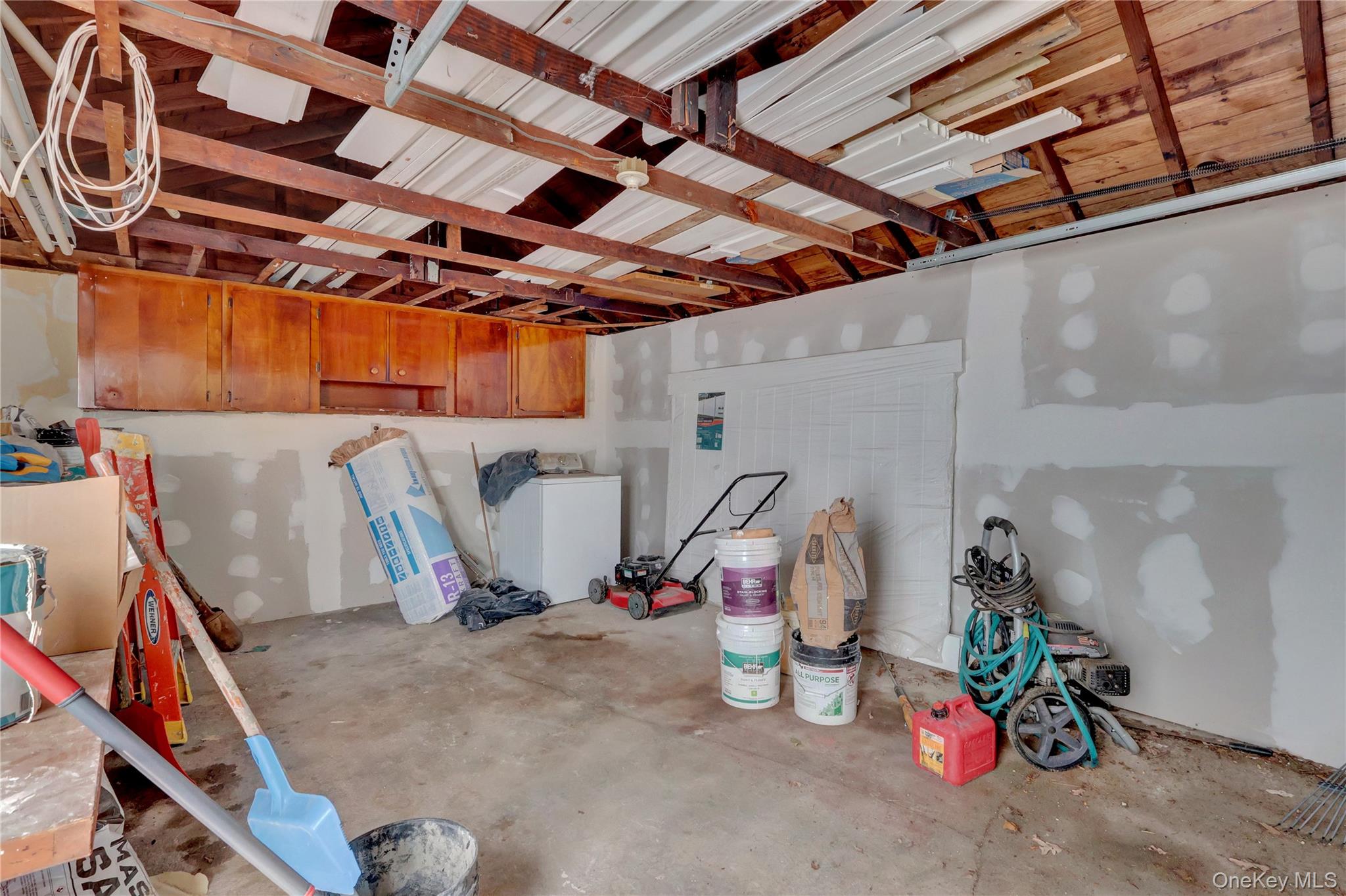 12 Carlls Path – For Sale photo 8