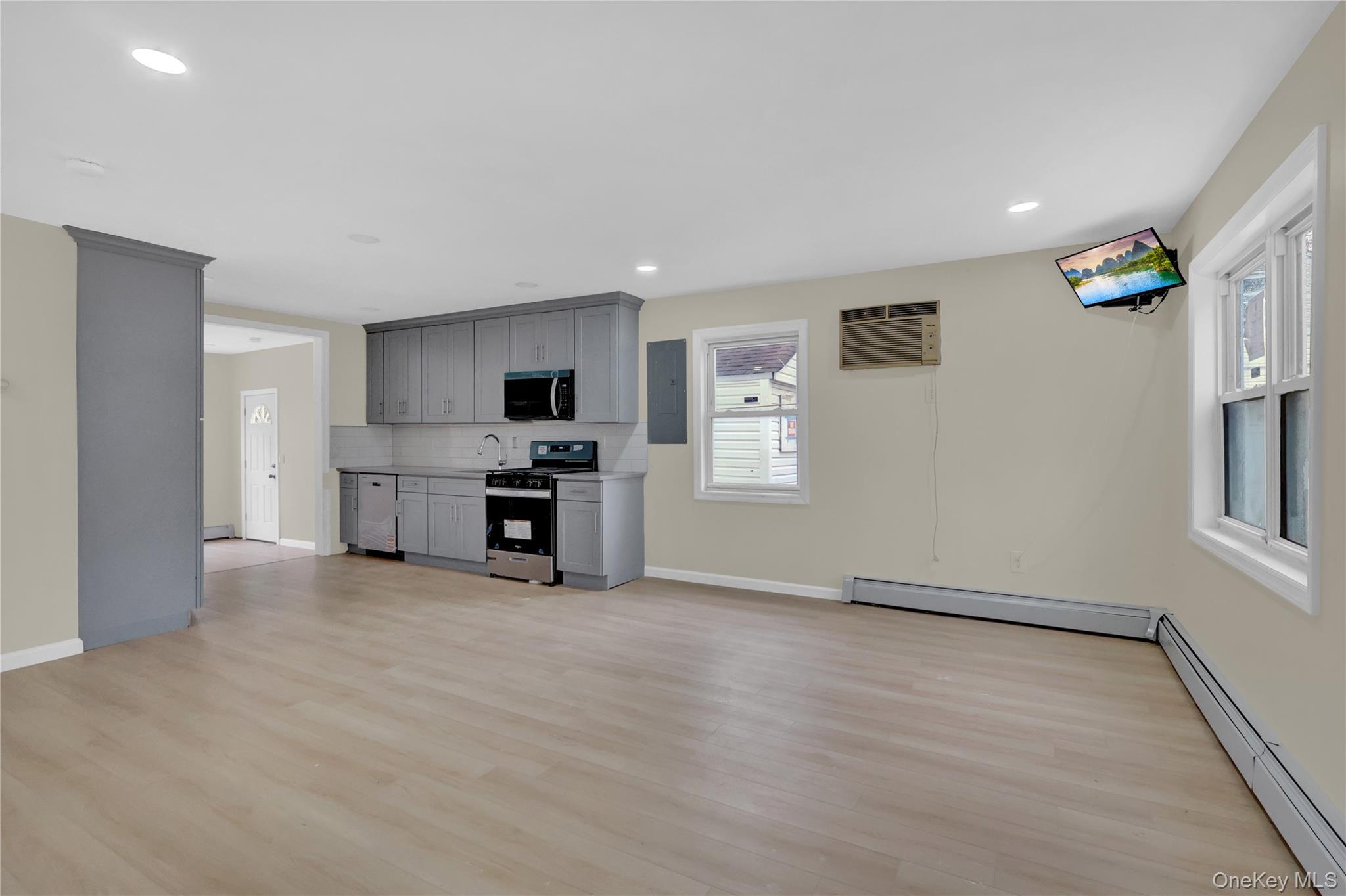 12 Carlls Path – For Sale photo 9