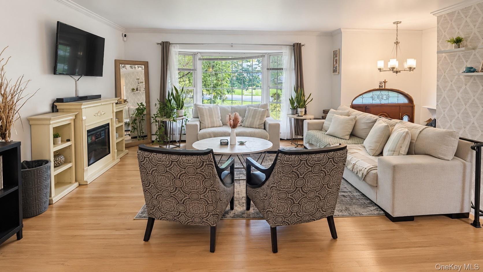 28 Pike Place – For Sale photo 6