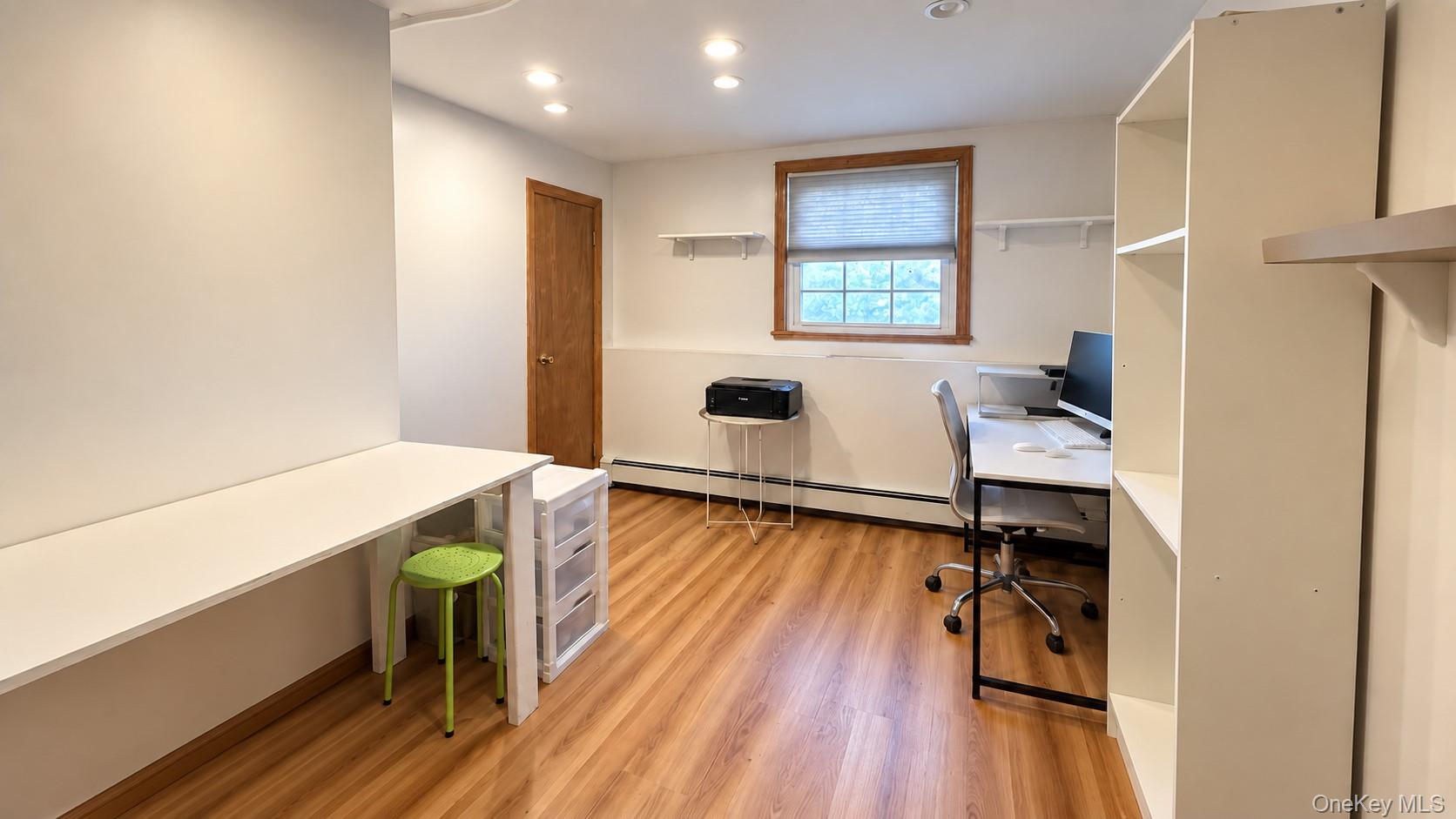 28 Pike Place – For Sale photo 20