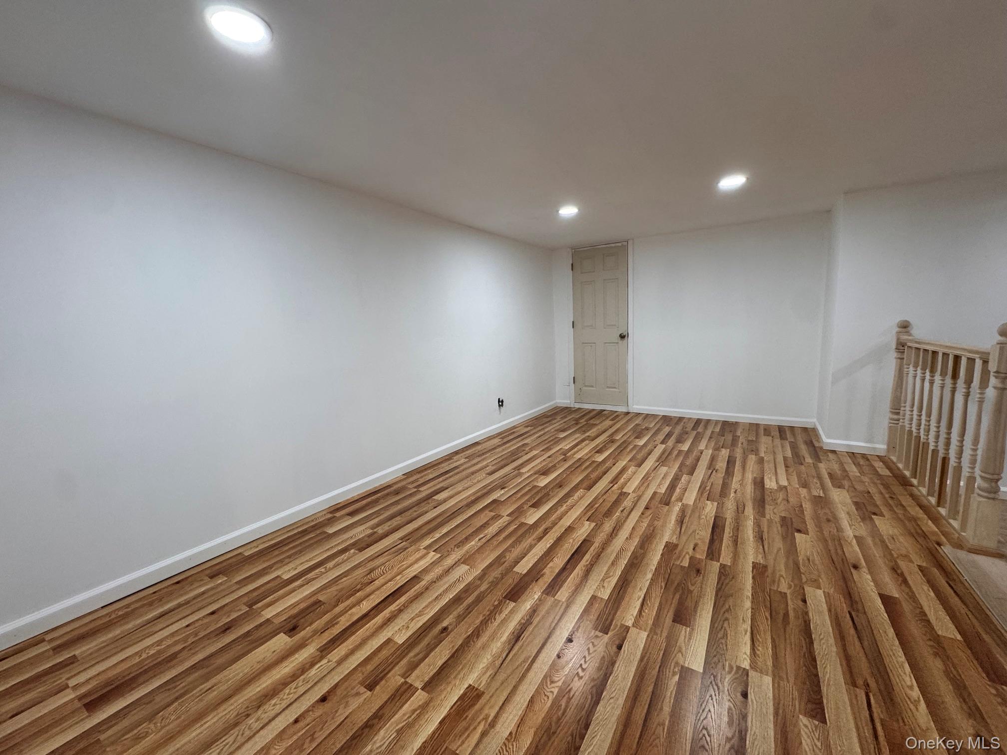 1245 Rhinelander Avenue – For Rent photo 3