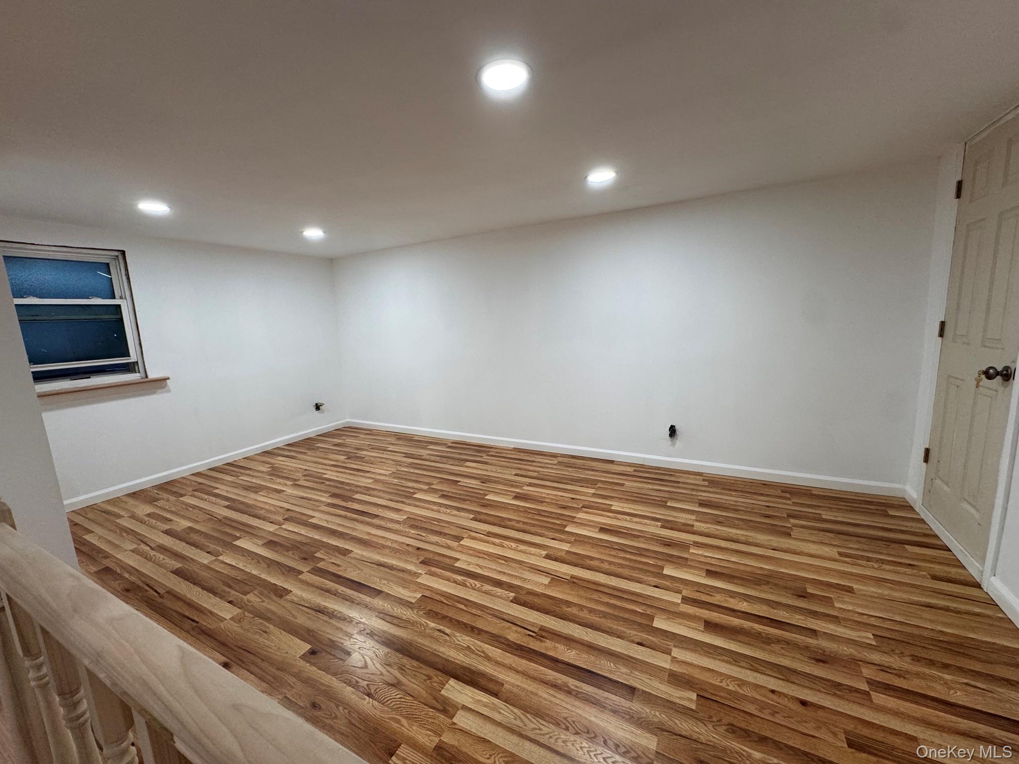 1245 Rhinelander Avenue – For Rent photo 2