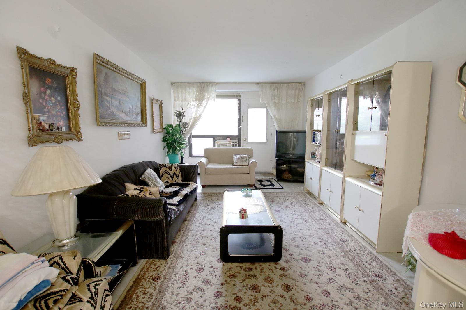 61-45 98th Street, Unit 2C photo 4