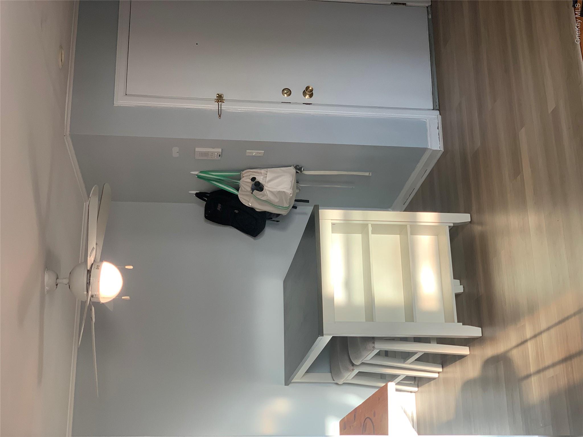 570 E Broadway, Unit 2A photo 4