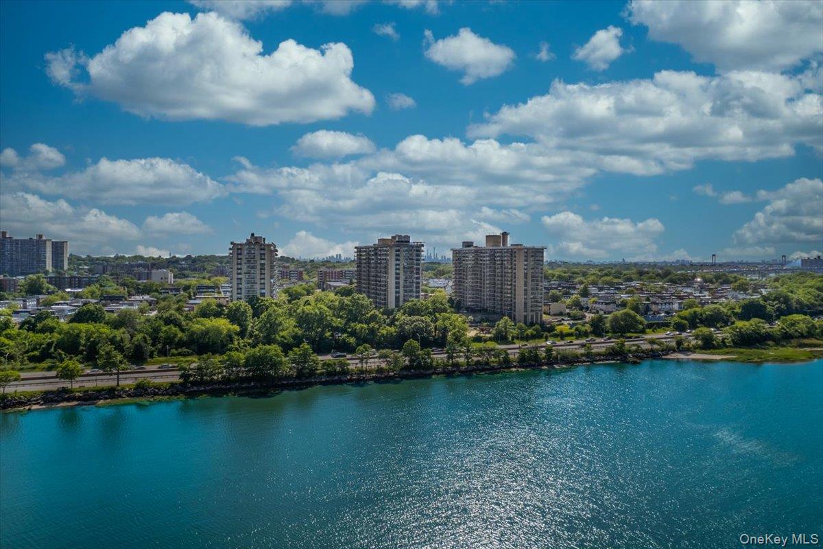 1815 215th Street, Unit 11 G photo 27