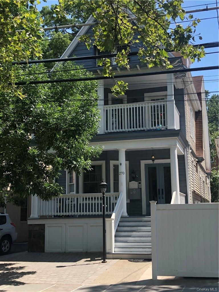 270 W 261 Street, Unit 3rd floor
