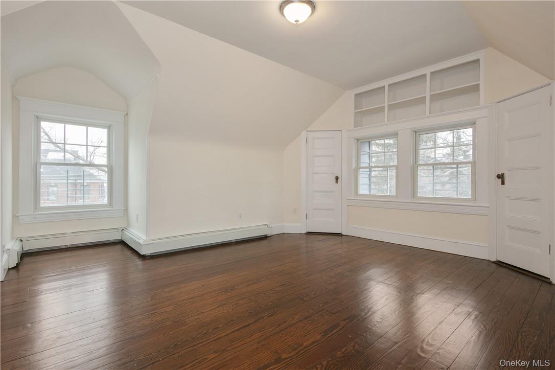 270 W 261 Street, Unit 3rd floor photo 8
