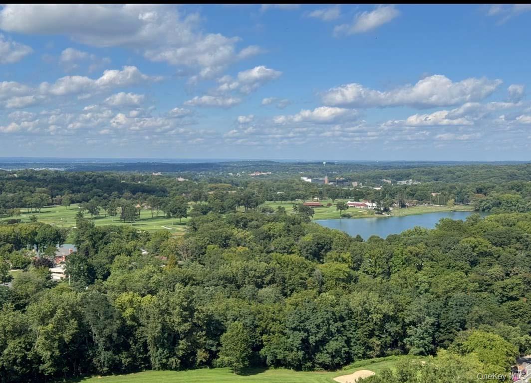 27010 Grand Central Pky, Unit 28K photo 18