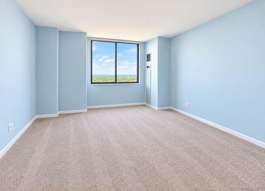 27010 Grand Central  Pky, Unit 28K photo 14