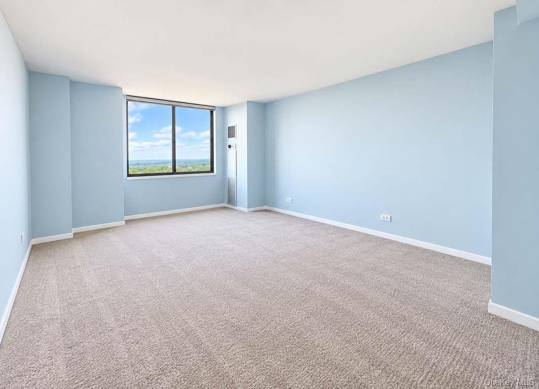 27010 Grand Central  Pky, Unit 28K photo 15