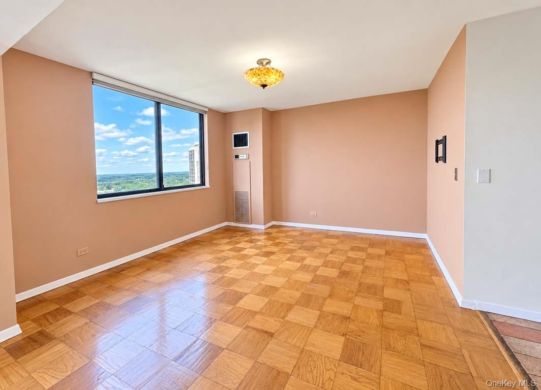 27010 Grand Central  Pky, Unit 28K photo 7