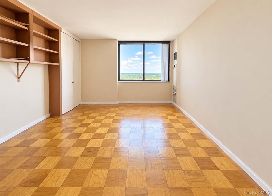 27010 Grand Central  Pky, Unit 28K photo 12