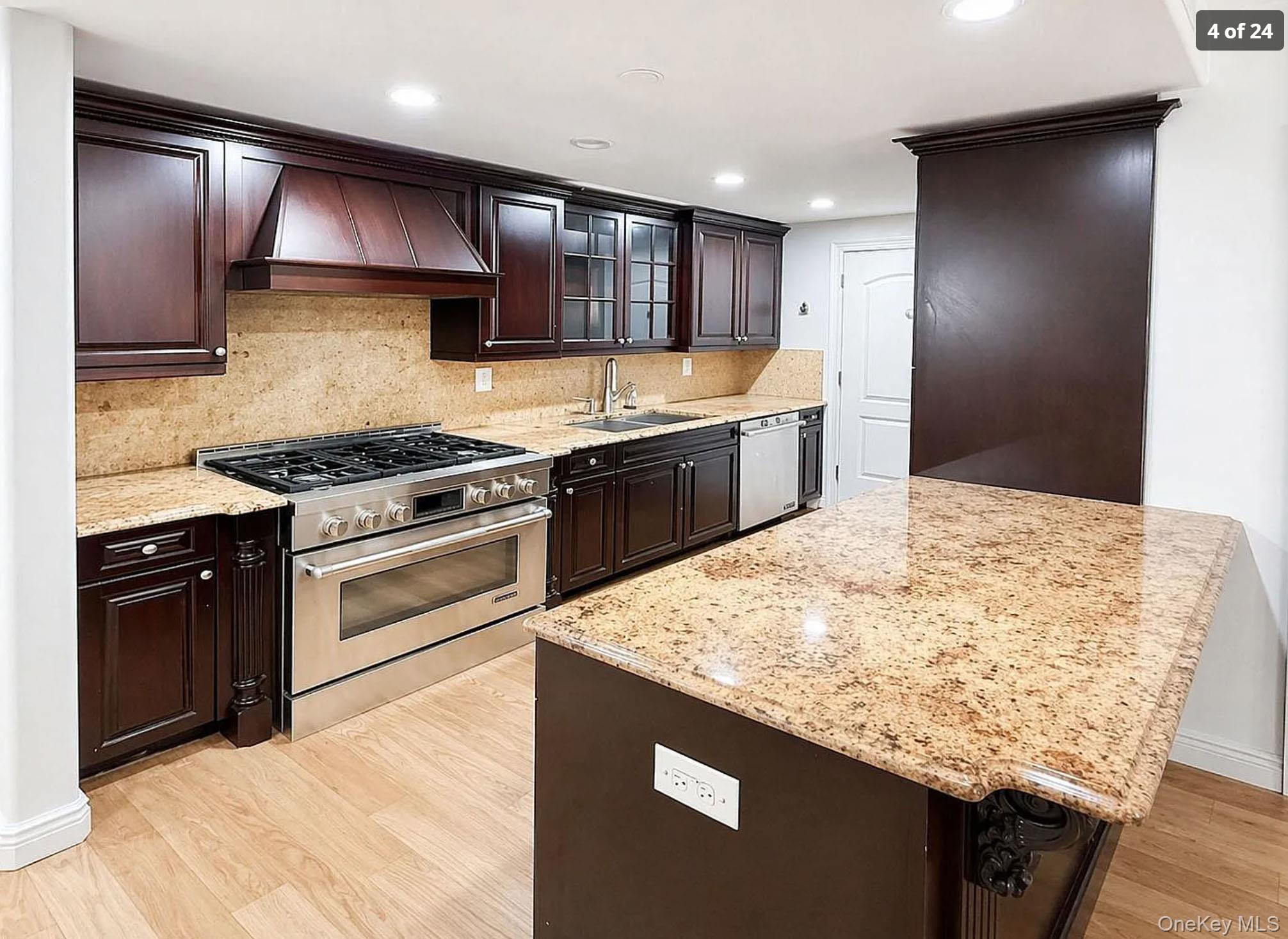 63-36 99 Street, Unit 4h photo 4