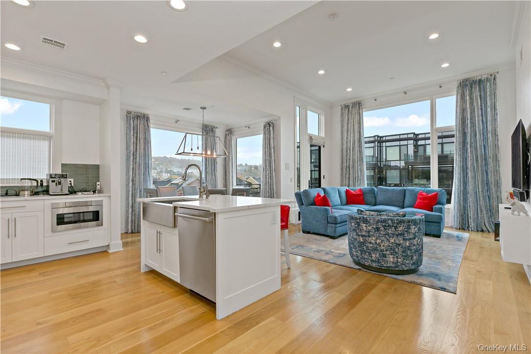 45 Hudson View Way Way, Unit 400