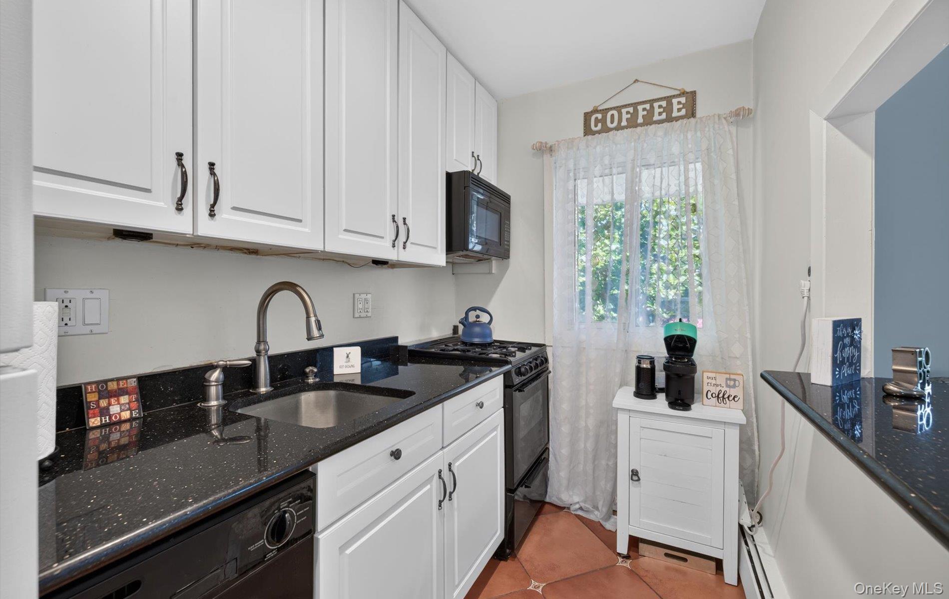 1 Toms Point Lane, Unit 17E photo 10