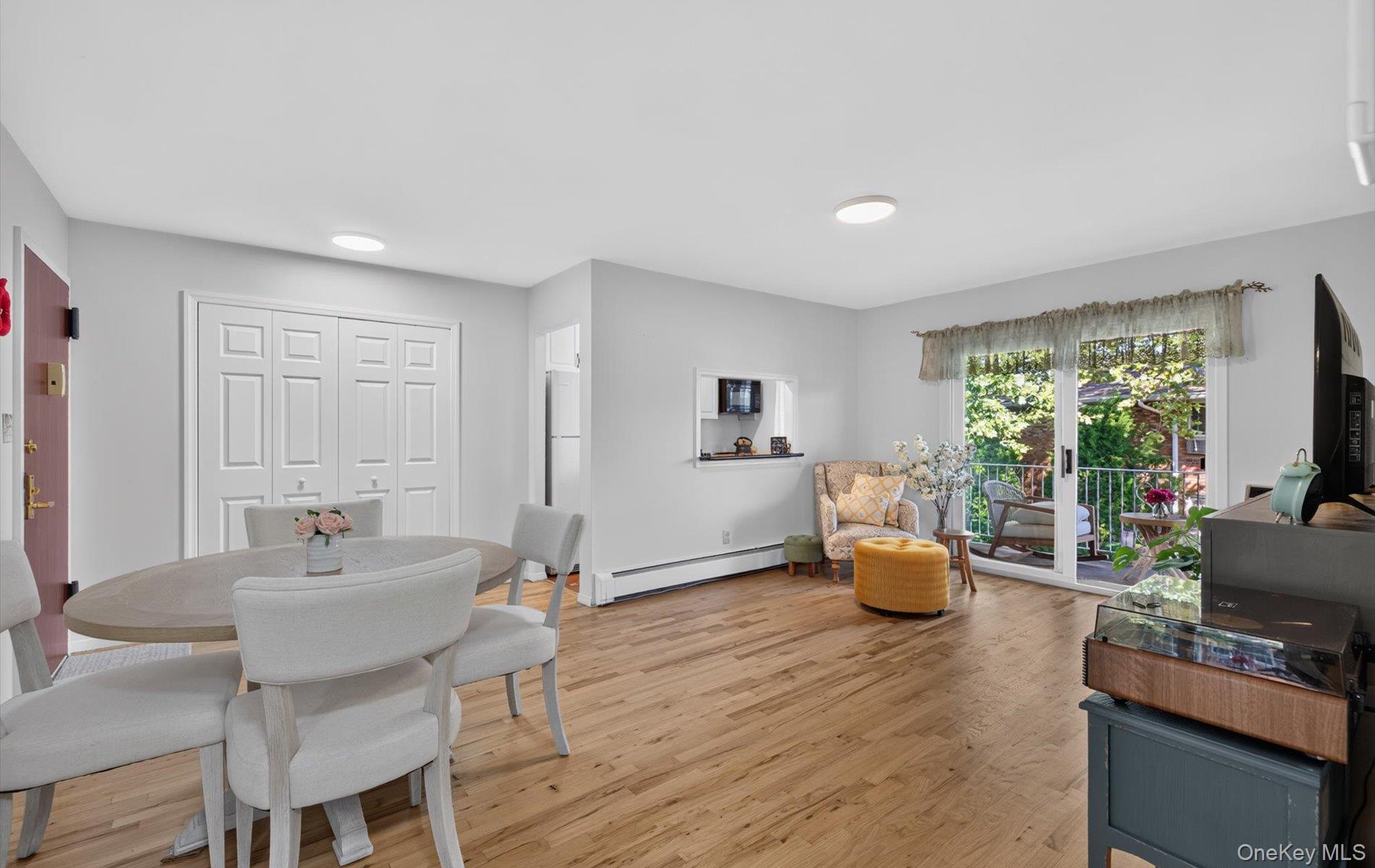 1 Toms Point Lane, Unit 17E photo 3
