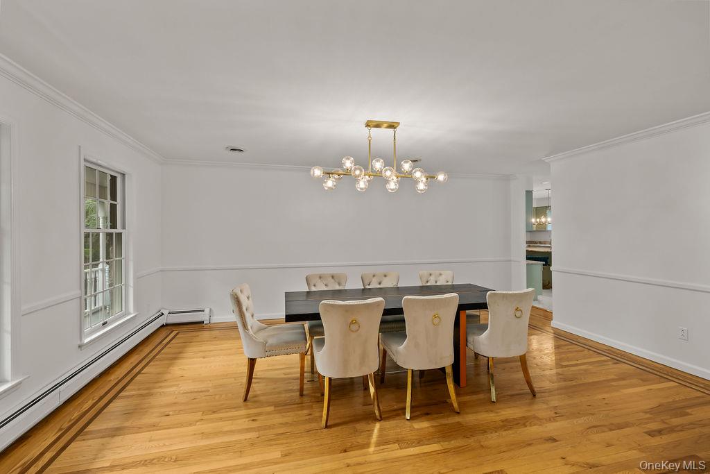 10 Golden Road – For Sale photo 6