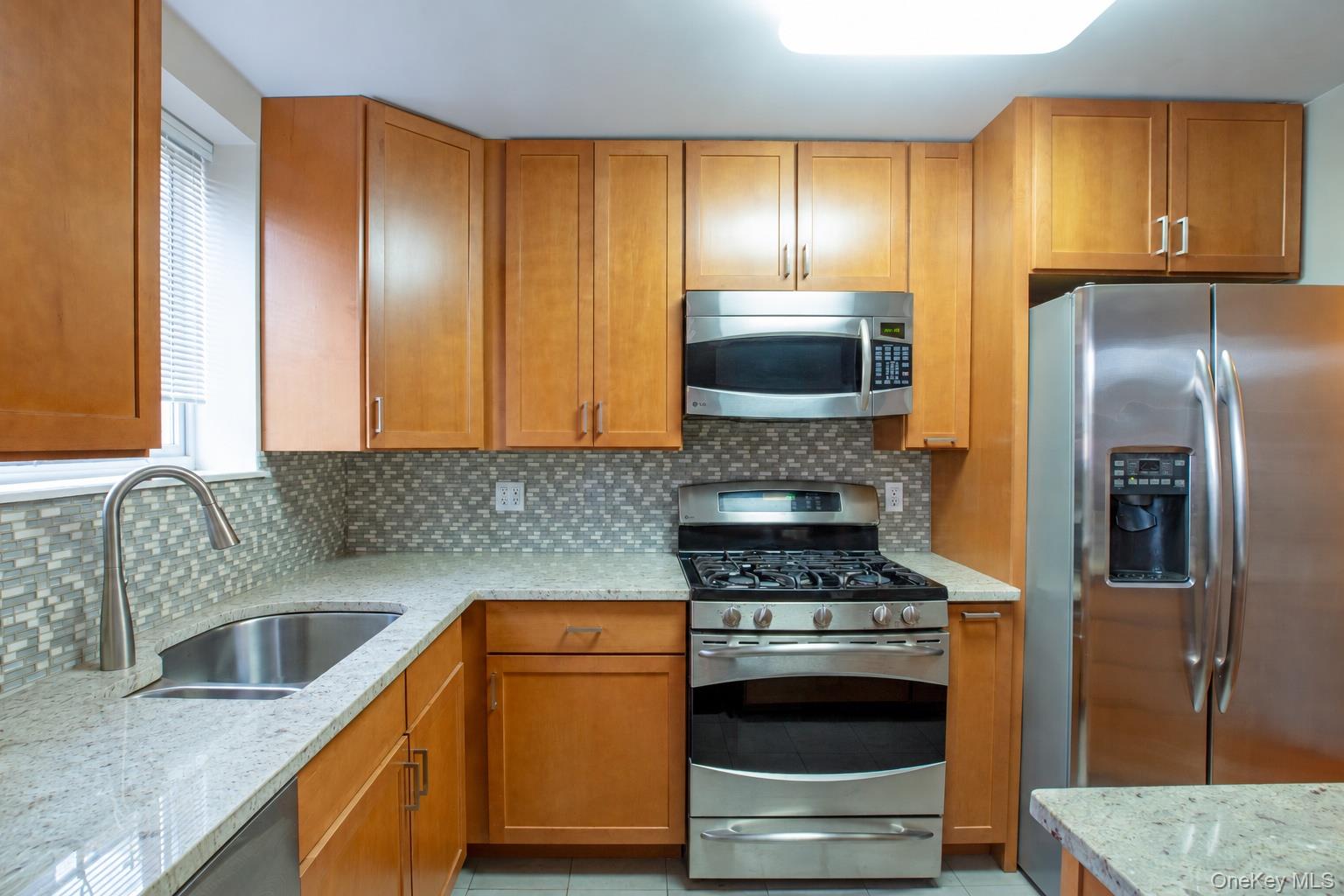 116-11 Curzon Road, Unit 4C photo 6