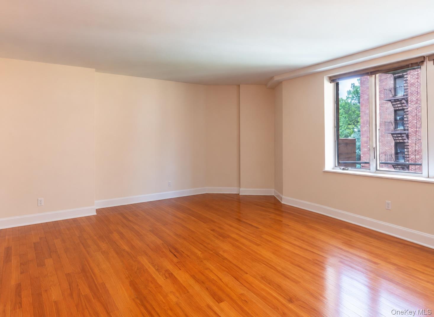 116-11 Curzon Road, Unit 4C photo 8