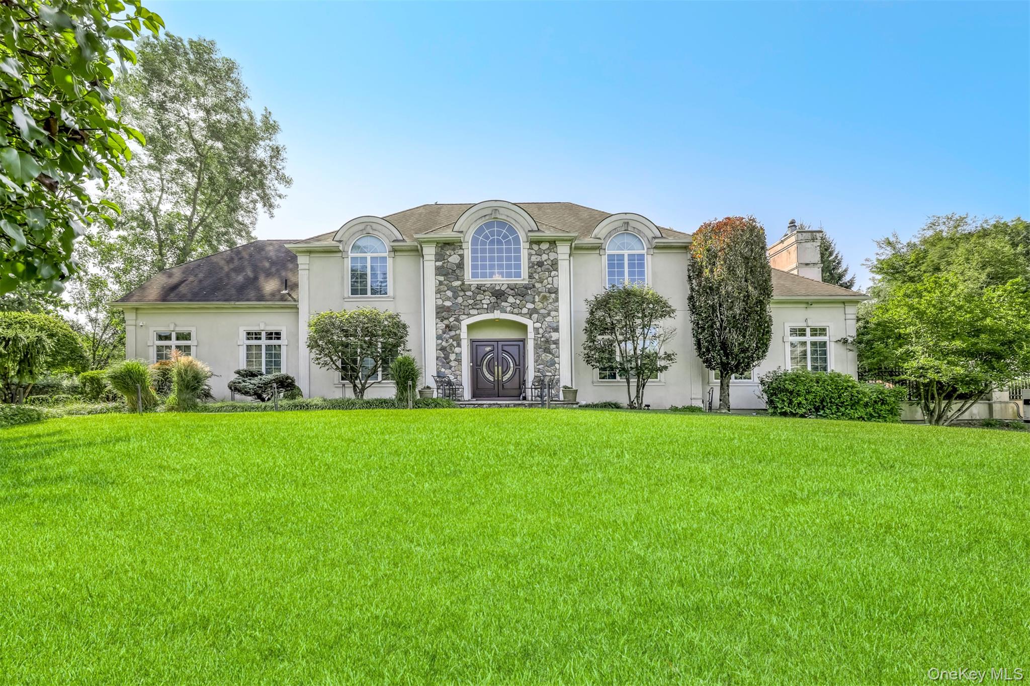 10 Cobblestone Farm Court – For Sale