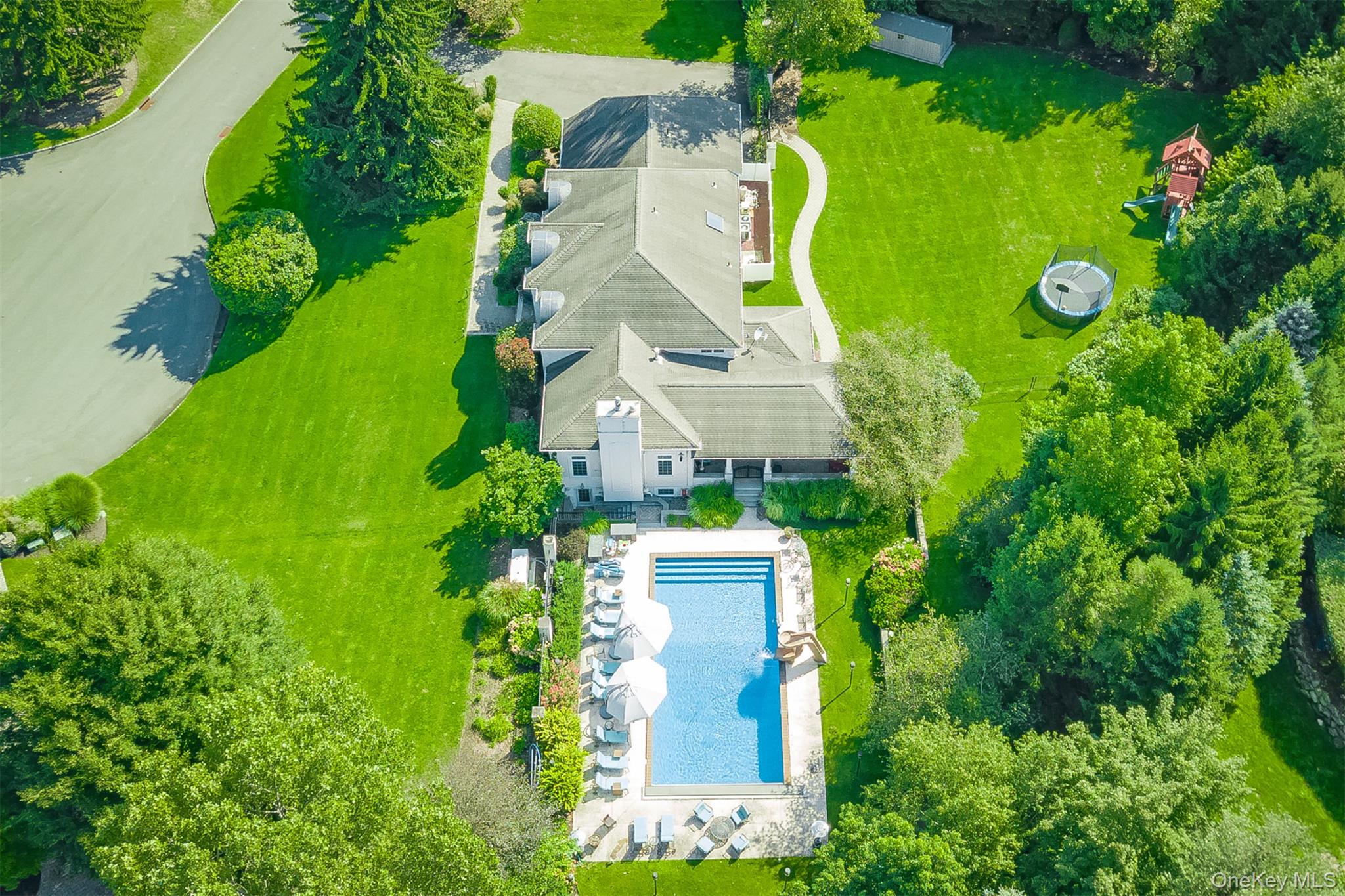 10 Cobblestone Farm Court – For Sale photo 32