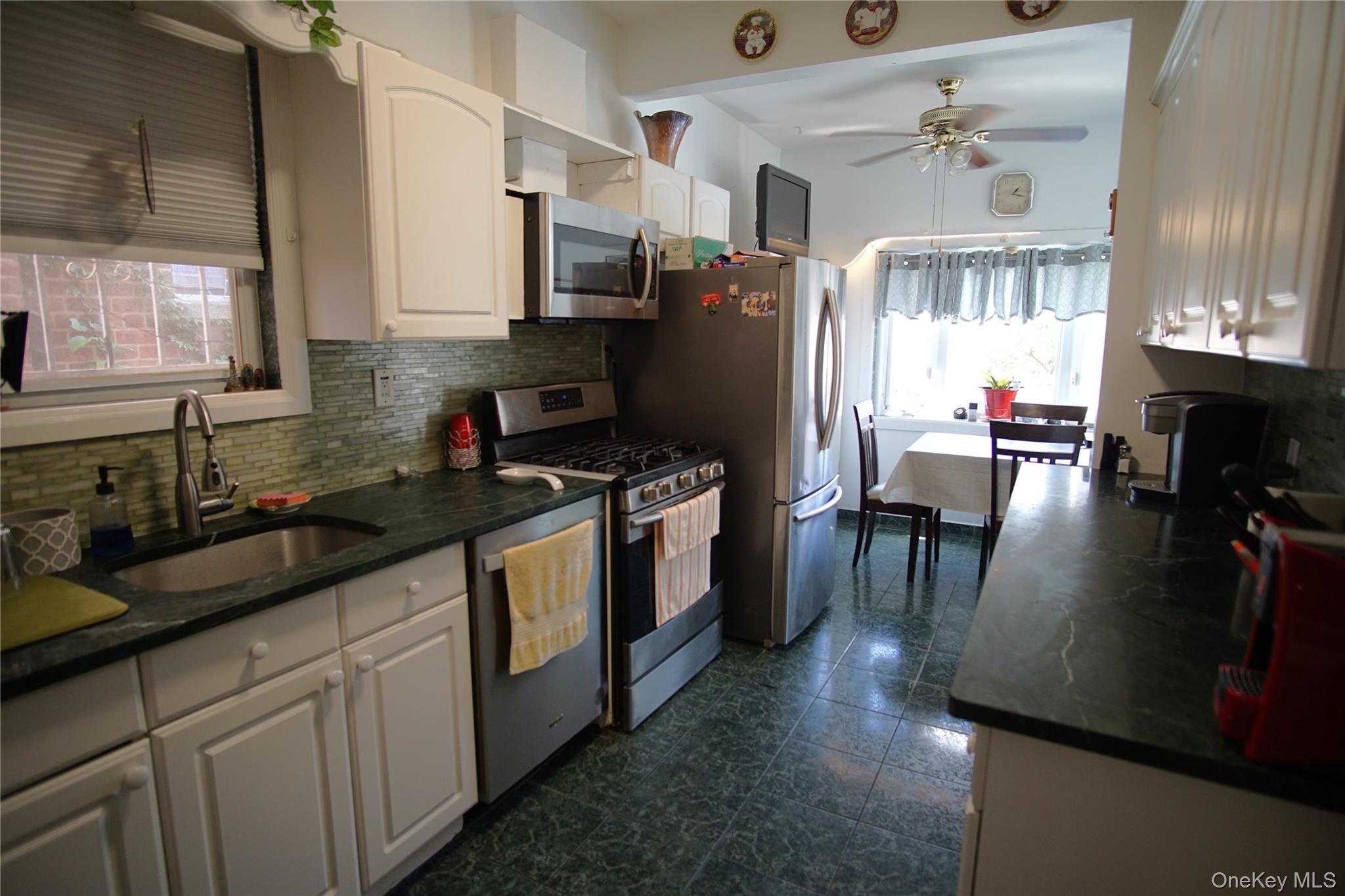 2430 Esplanade Avenue – For Sale photo 3