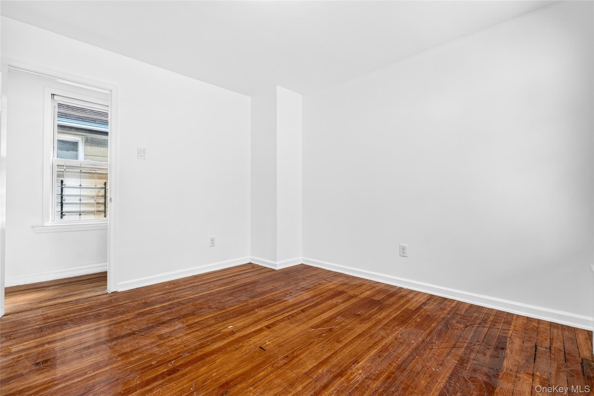 1787 Randall Avenue – For Sale photo 39