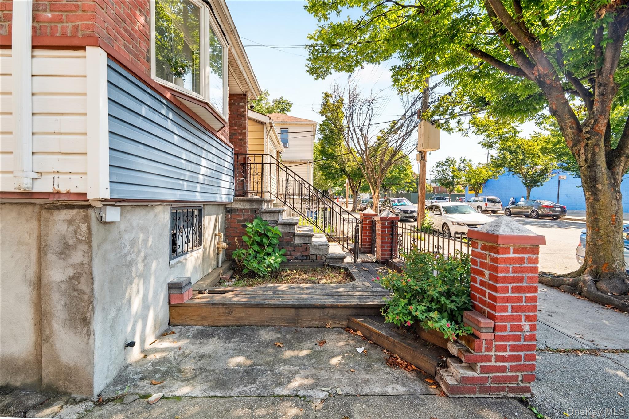 1787 Randall Avenue – For Sale photo 13
