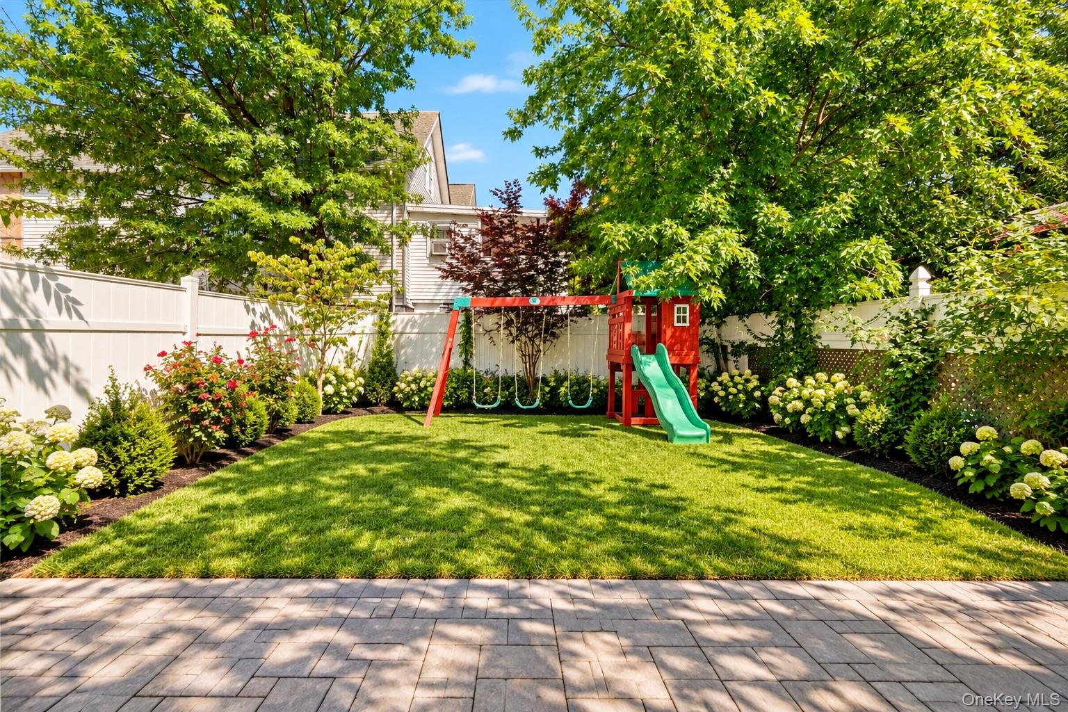 1787 Randall Avenue – For Sale photo 8