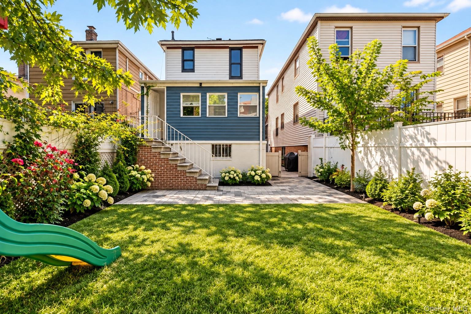 1787 Randall Avenue – For Sale photo 3