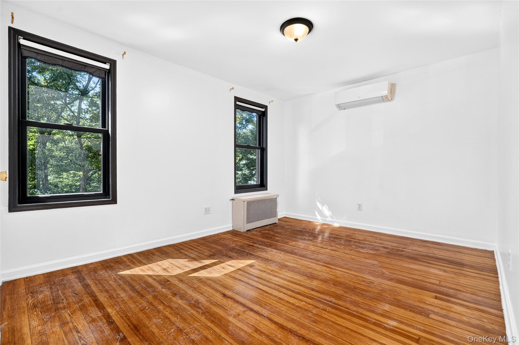 1787 Randall Avenue – For Sale photo 41