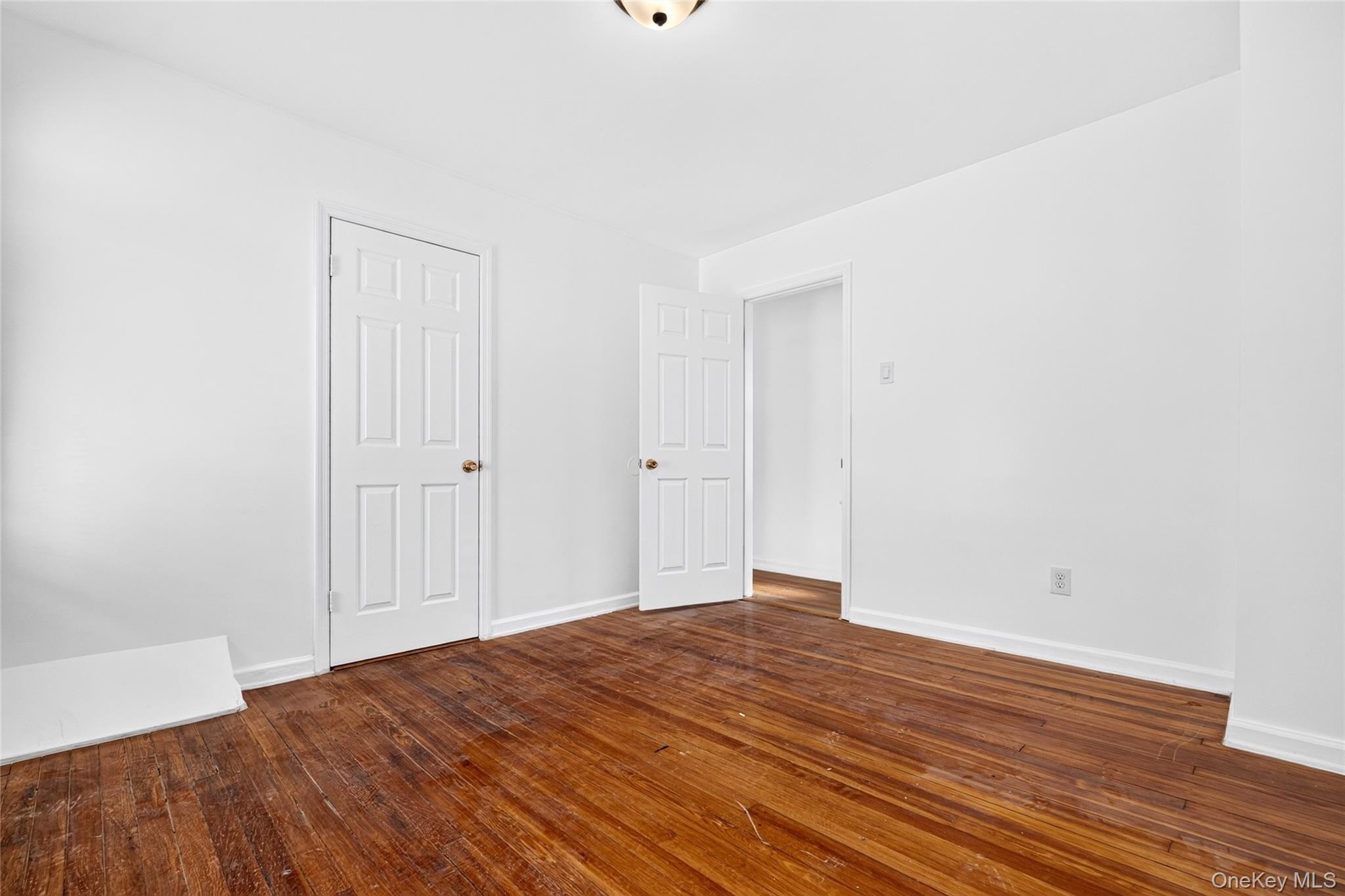 1787 Randall Avenue – For Sale photo 40