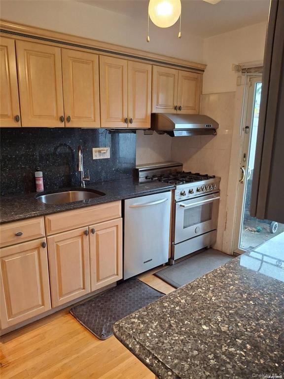 69-22 198th Street – For Rent photo 2