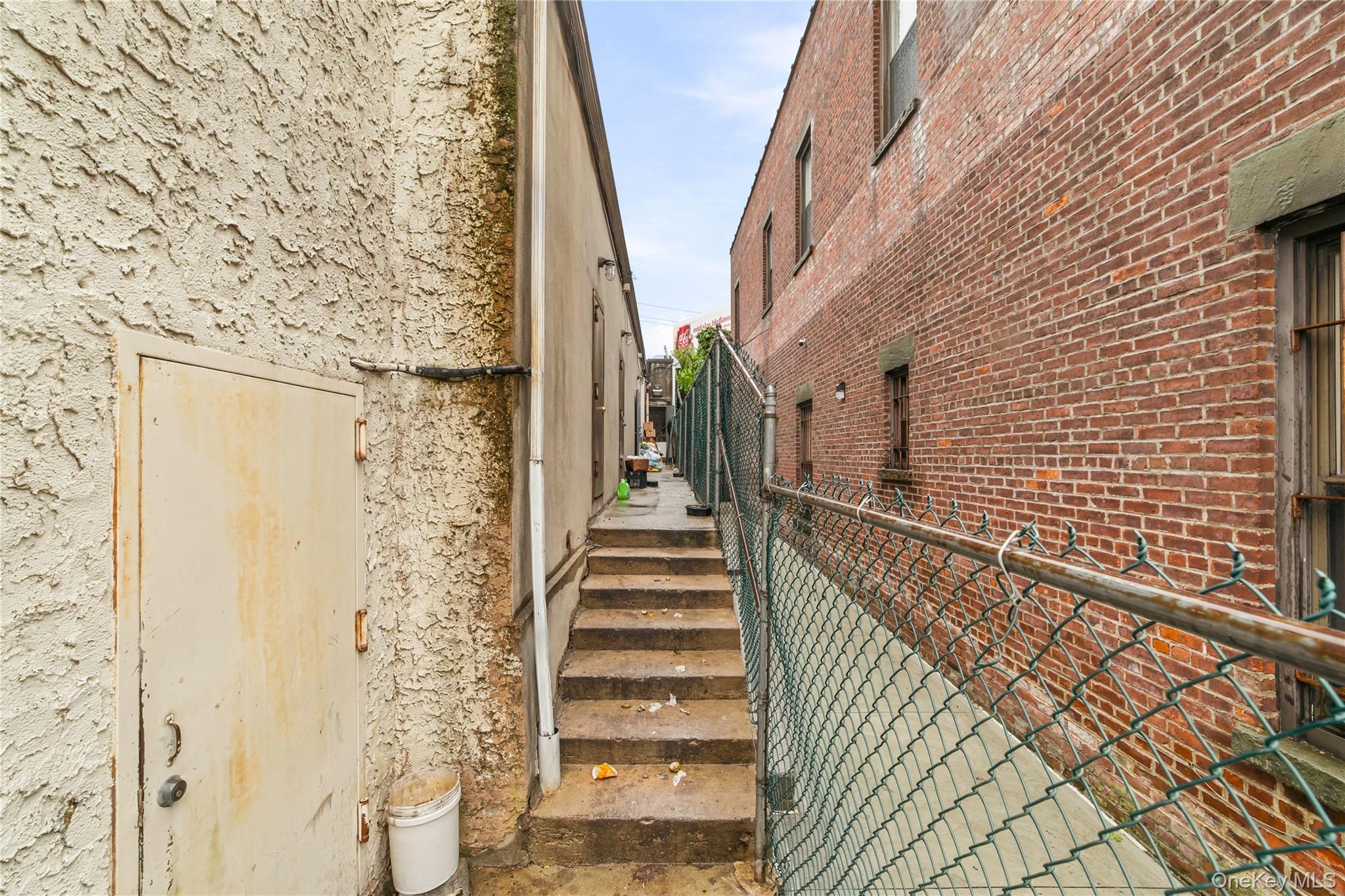 238 W Lincoln Avenue – For Sale photo 28