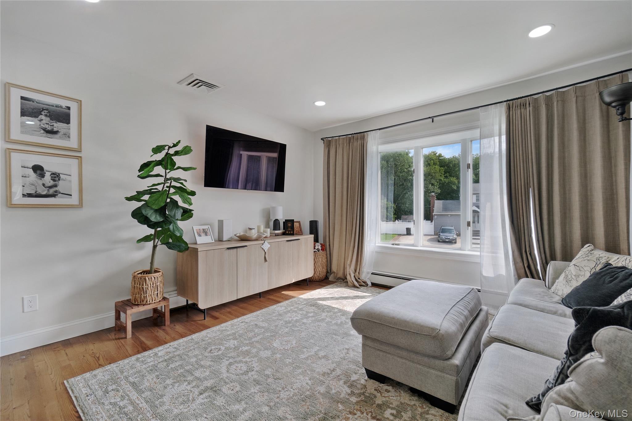 41 Richmond Street – For Sale photo 5