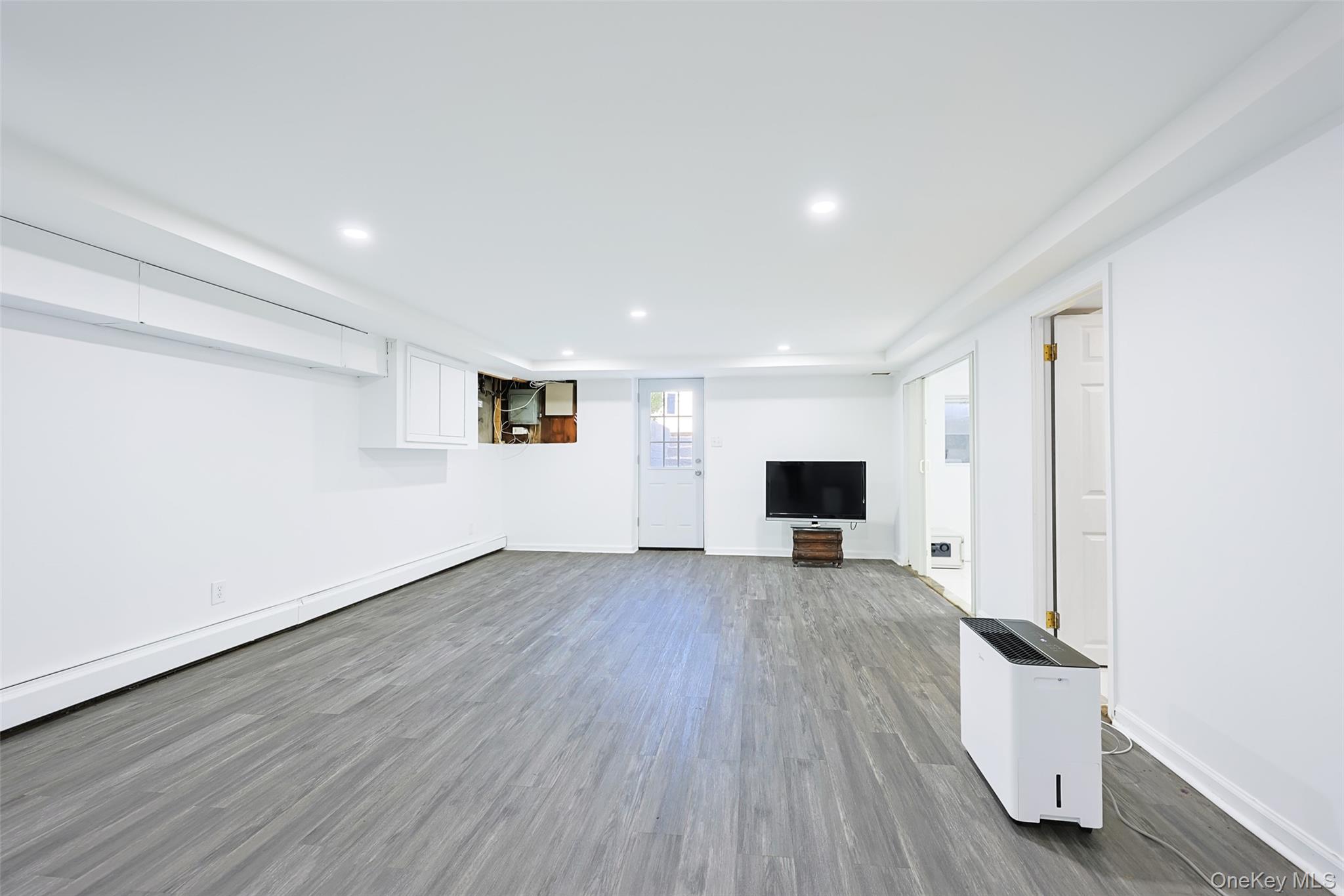 121 Manhasset Avenue – For Rent photo 19