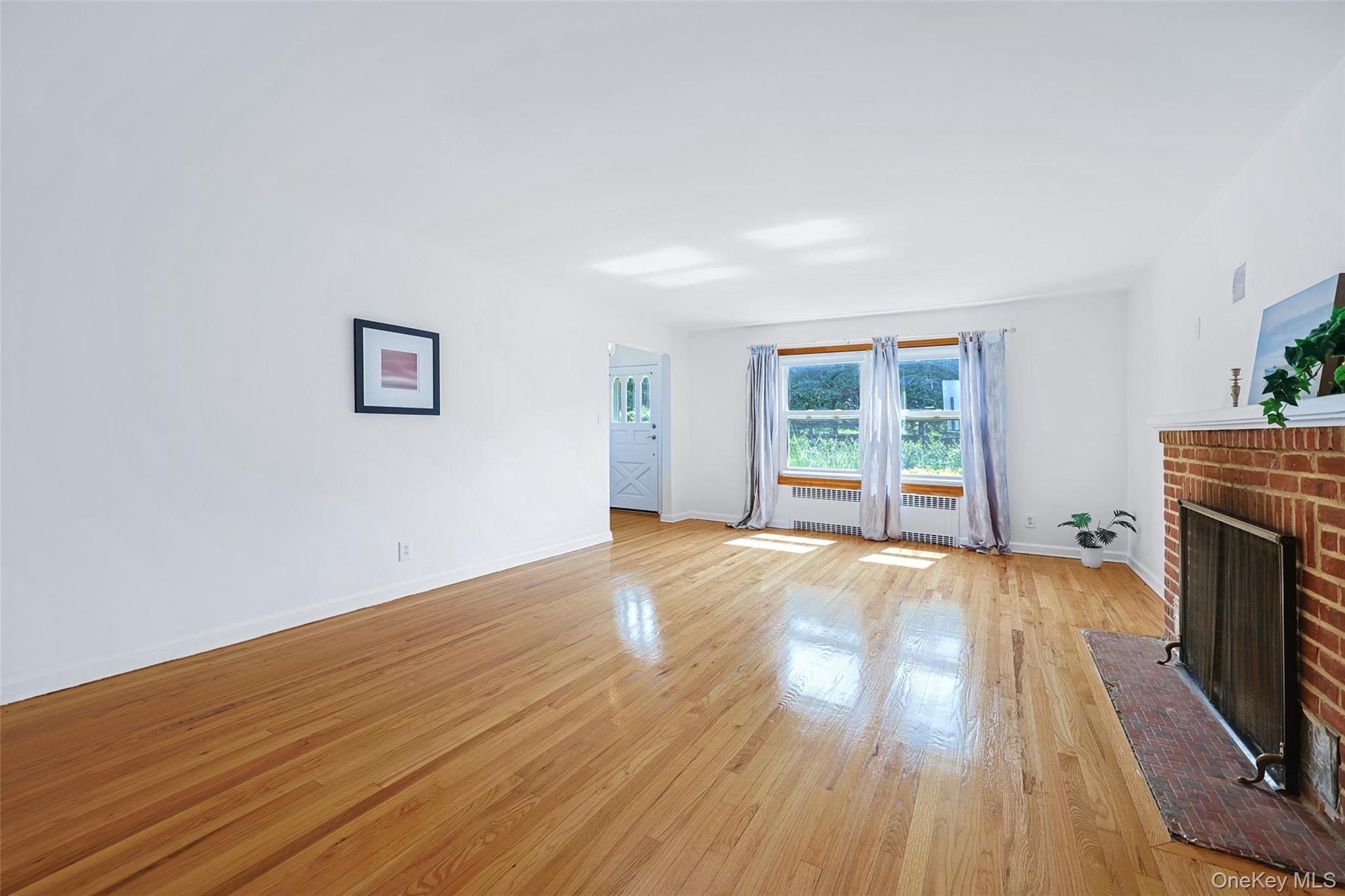 121 Manhasset Avenue – For Rent photo 3