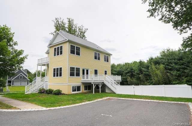 9 Bird Court – For Sale photo 2