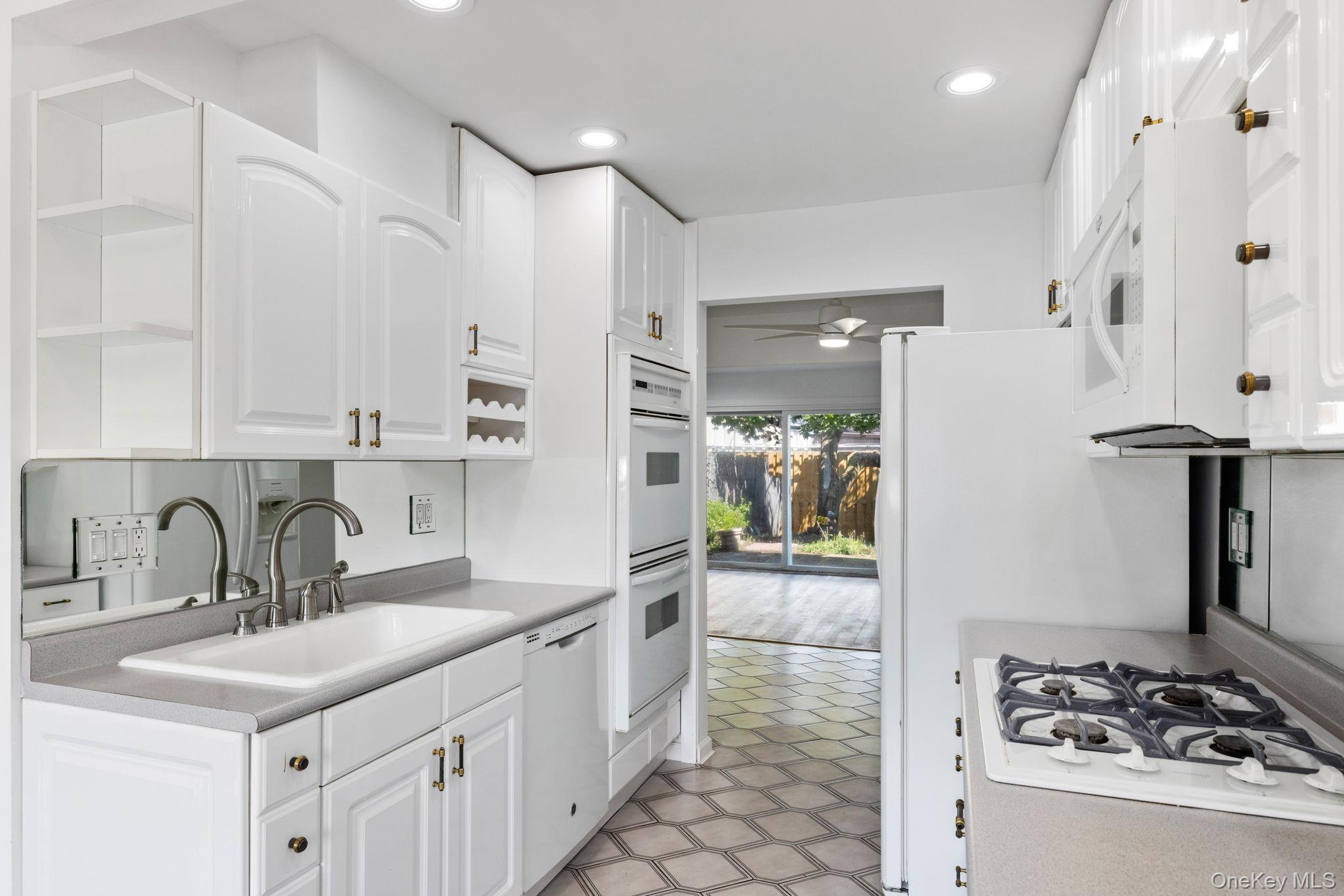 72 Kennedy Drive – For Sale photo 4