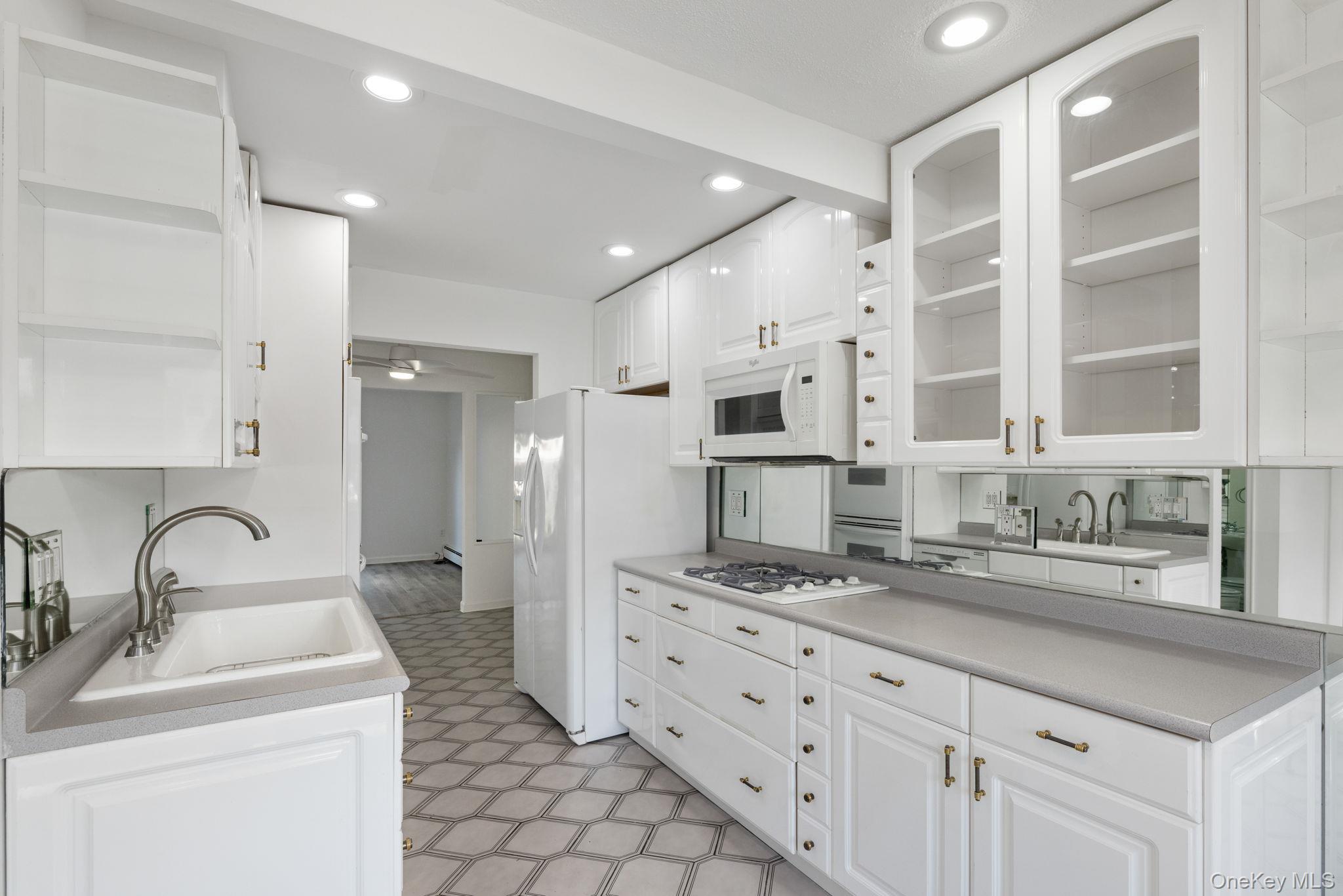 72 Kennedy Drive – For Sale photo 6