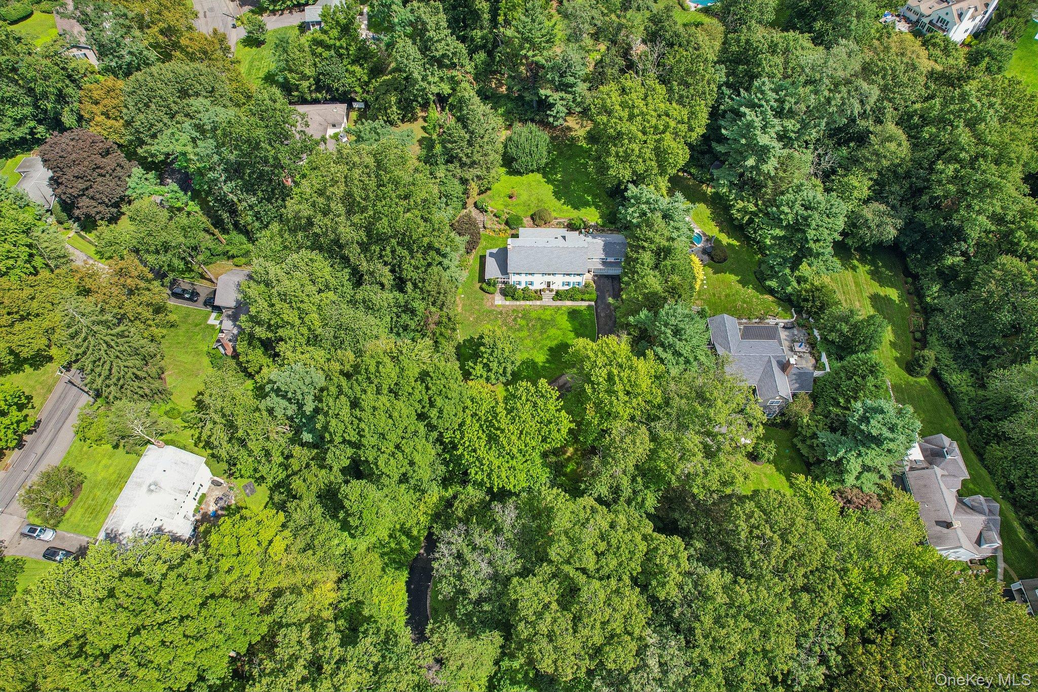 16 Edgewood Drive – For Sale photo 33
