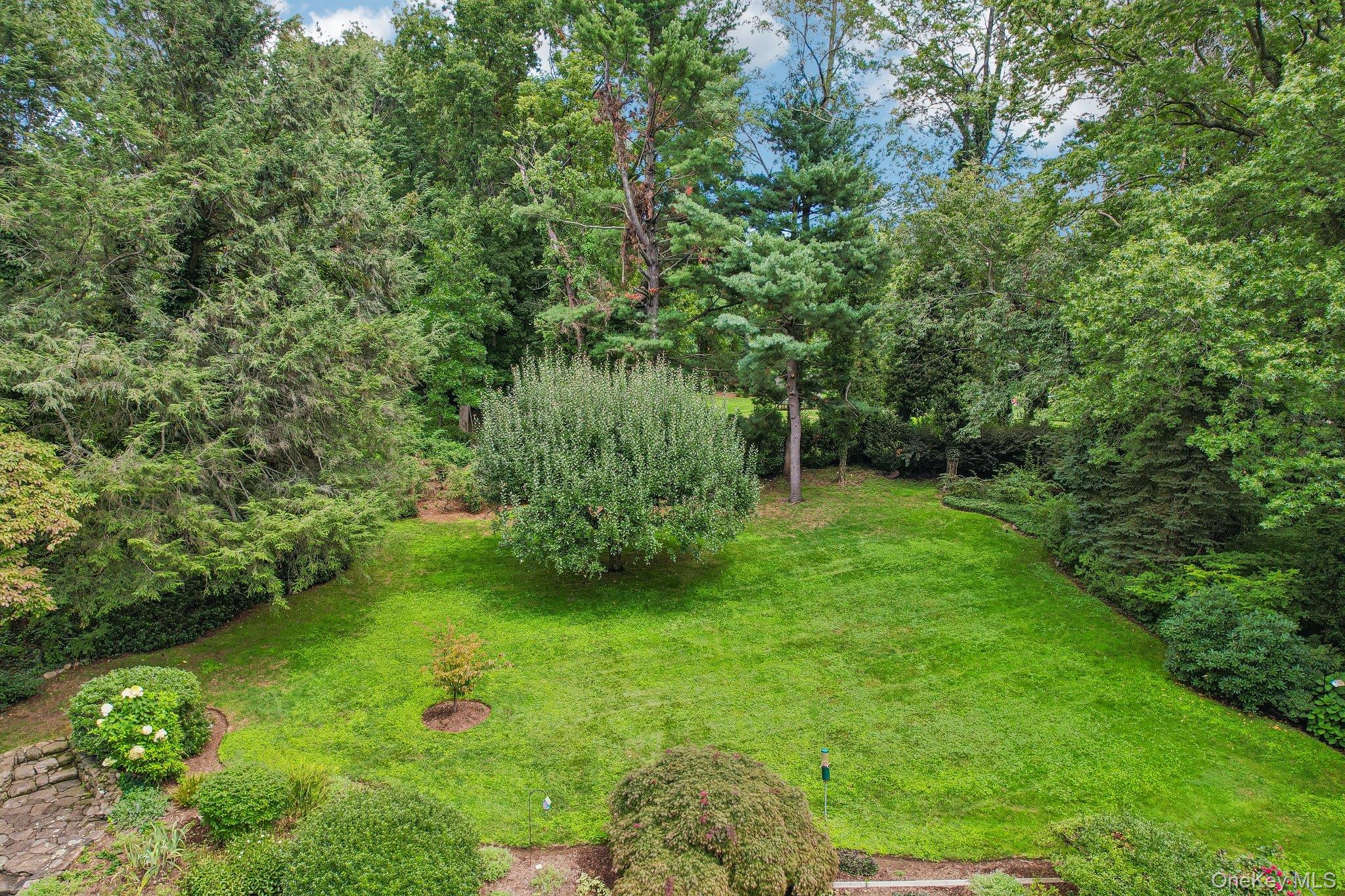 16 Edgewood Drive – For Sale photo 31