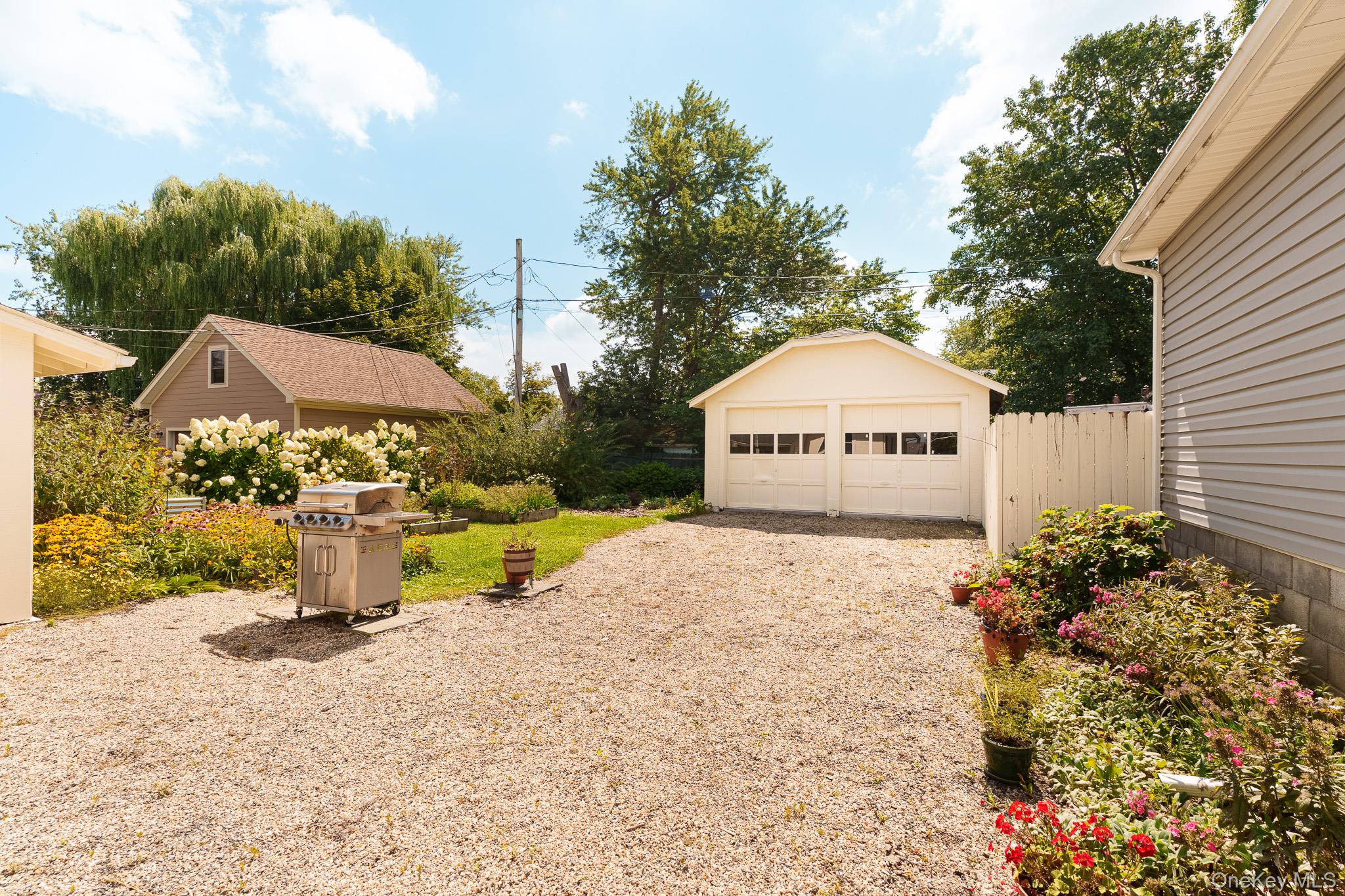 23 Janis Street – For Sale photo 21