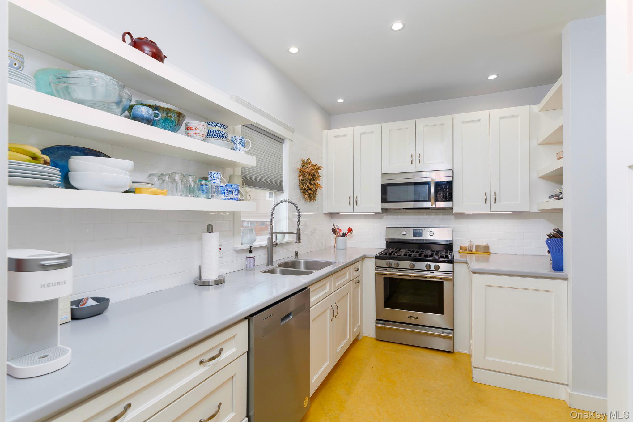 23 Janis Street – For Sale photo 10