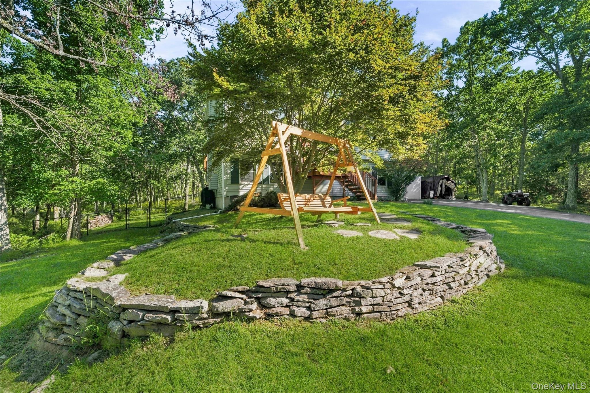 32 Nightingale Trail W – For Sale photo 41