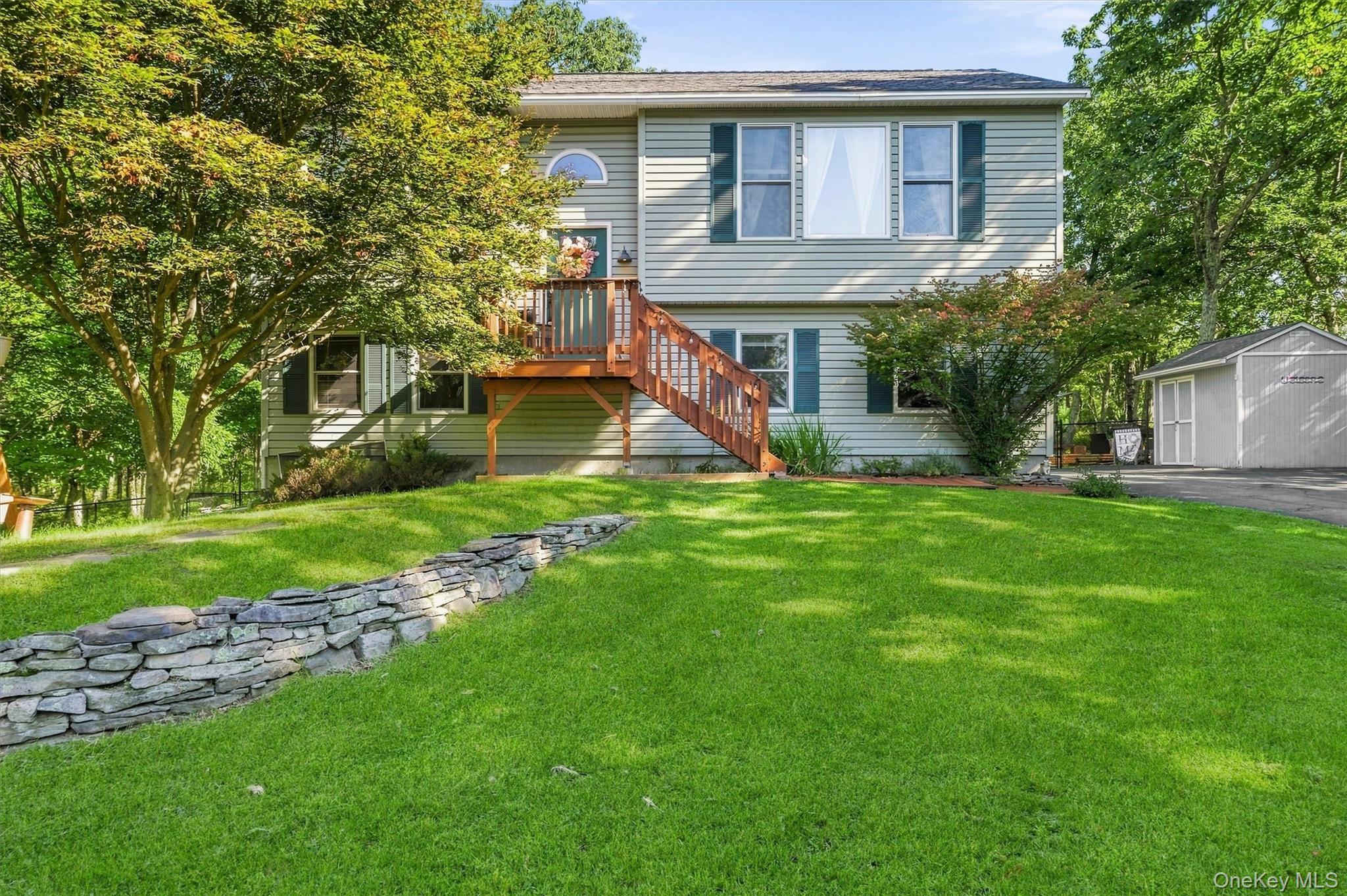 32 Nightingale Trail W – For Sale photo 39