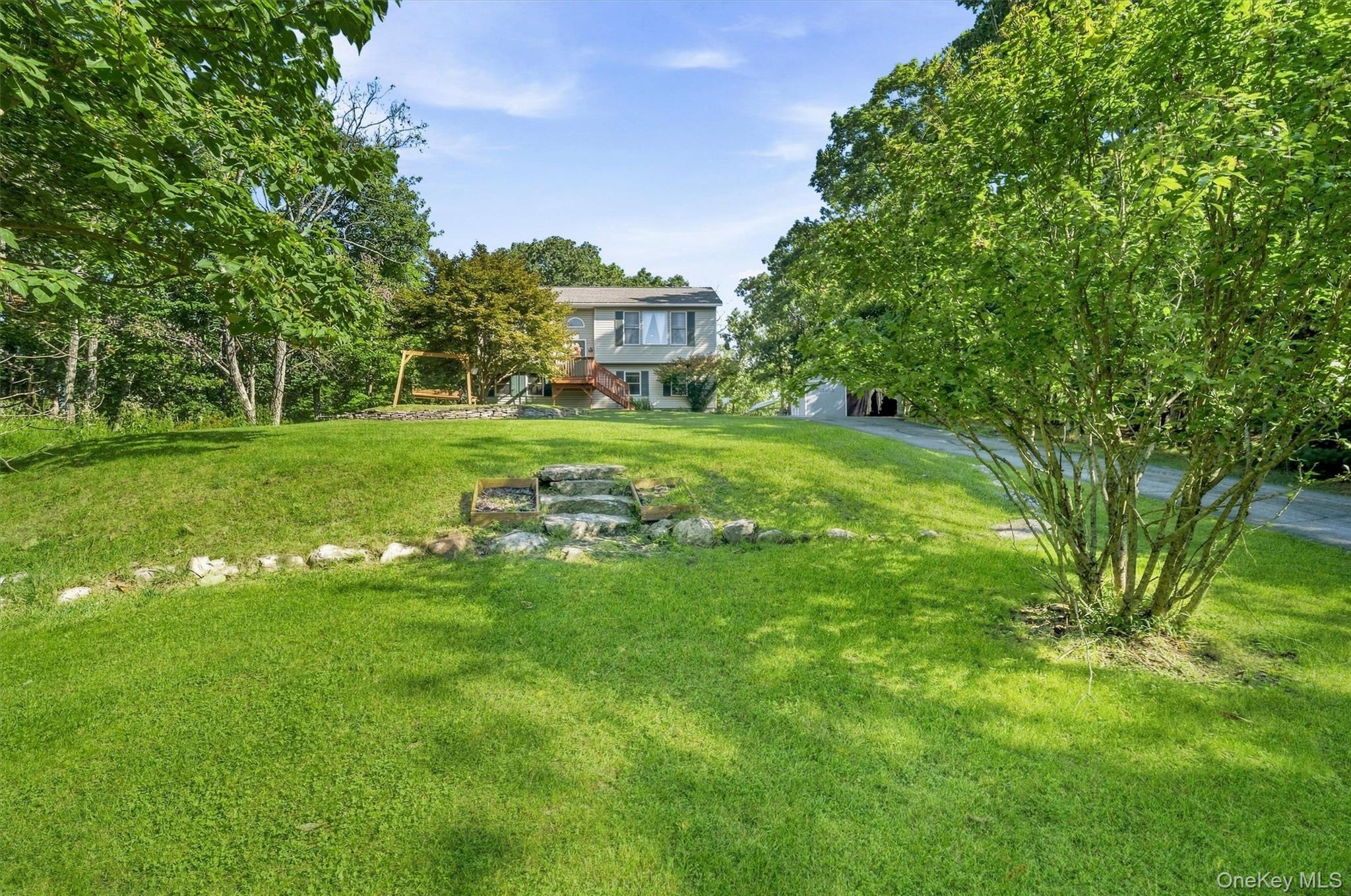 32 Nightingale Trail W – For Sale photo 34