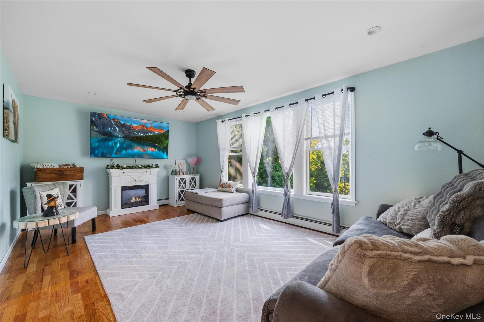 32 Nightingale Trail W – For Sale photo 4