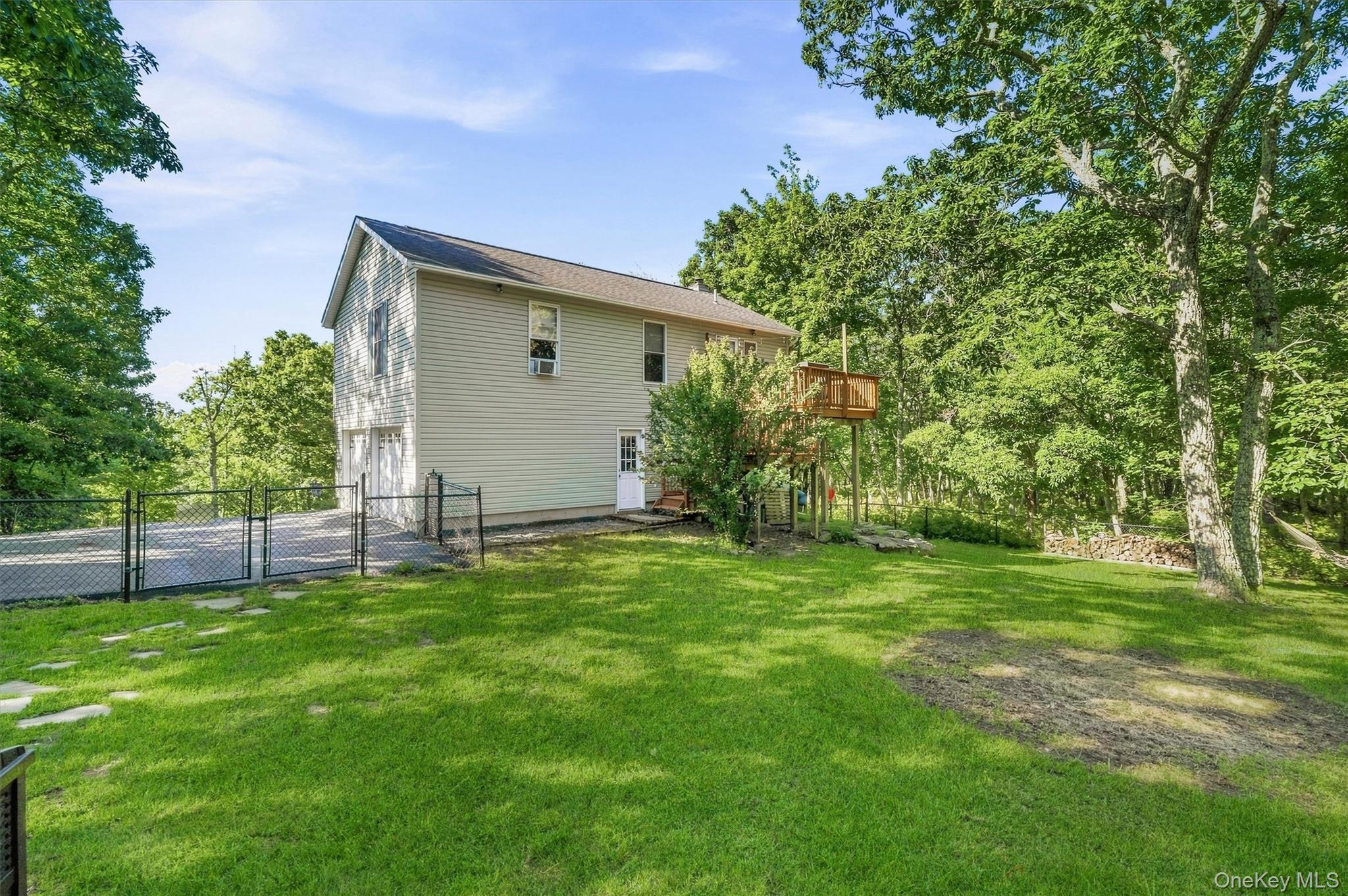32 Nightingale Trail W – For Sale photo 43