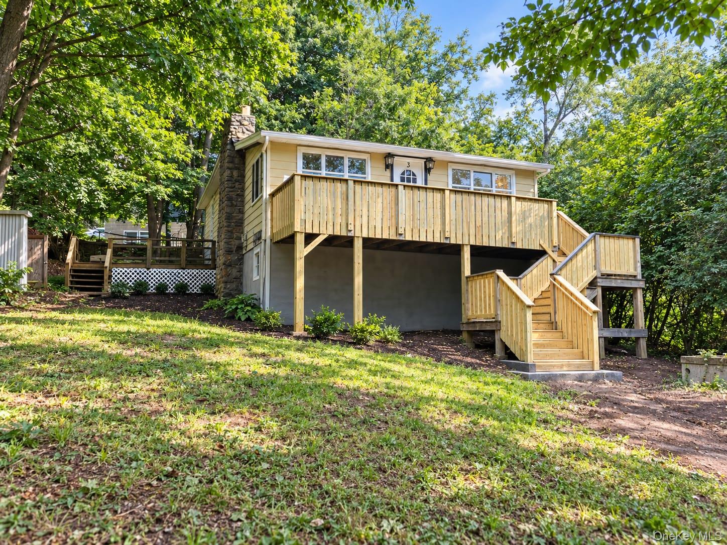 3 Valley Trail – For Sale photo 2